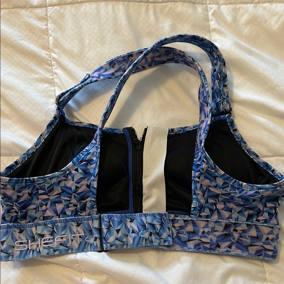 SHEFIT - Set of 3 Sports Bras with Zip Front - Picture 6 of 10